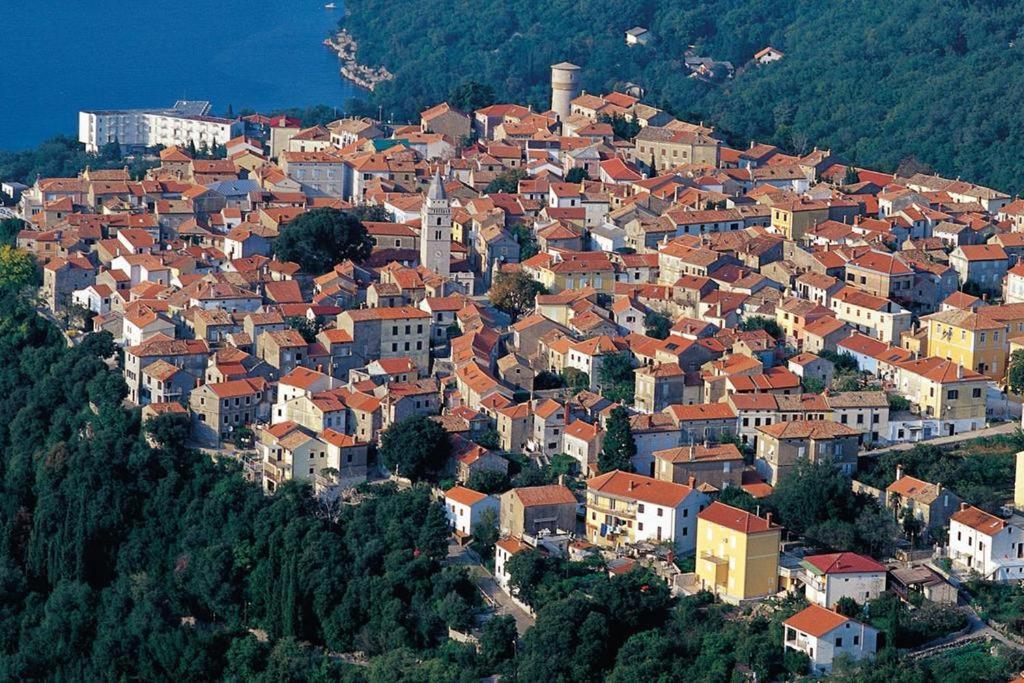 Apartment Jasna B Omišalj Pokoj fotografie